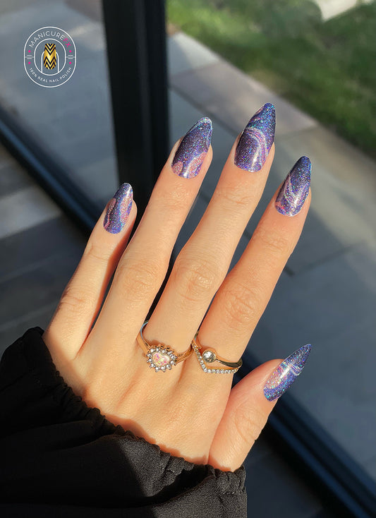 Shimmering Spill - Nail Wraps